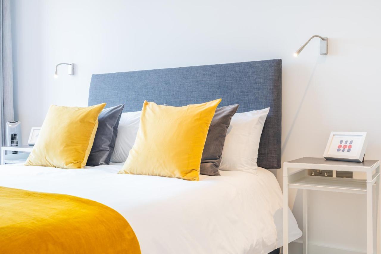 St Albans 2 Bed Luxury City Apartment, 5 Mins Walk To Train & Allocated Parking Eksteriør bilde