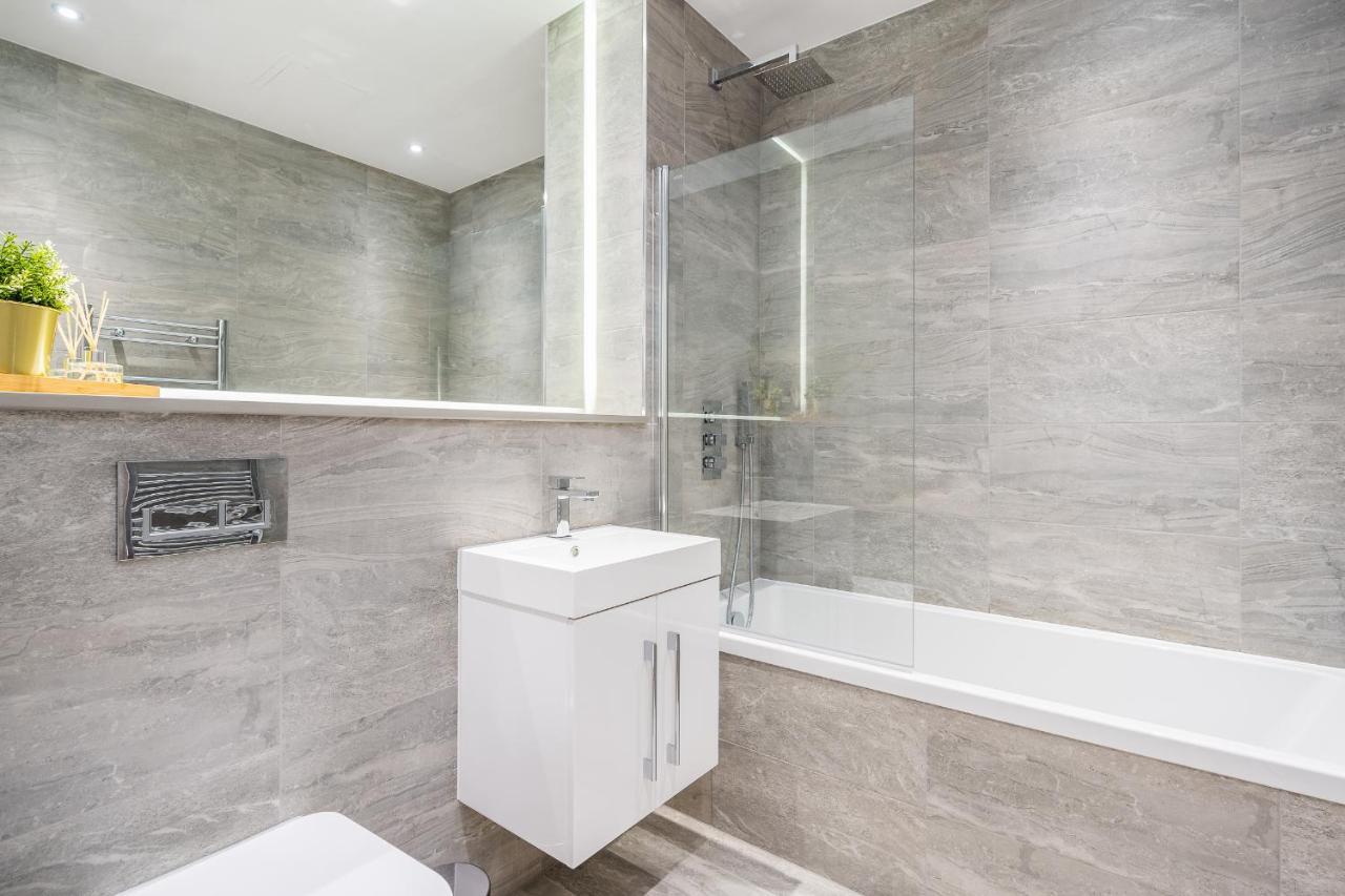 St Albans 2 Bed Luxury City Apartment, 5 Mins Walk To Train & Allocated Parking Eksteriør bilde