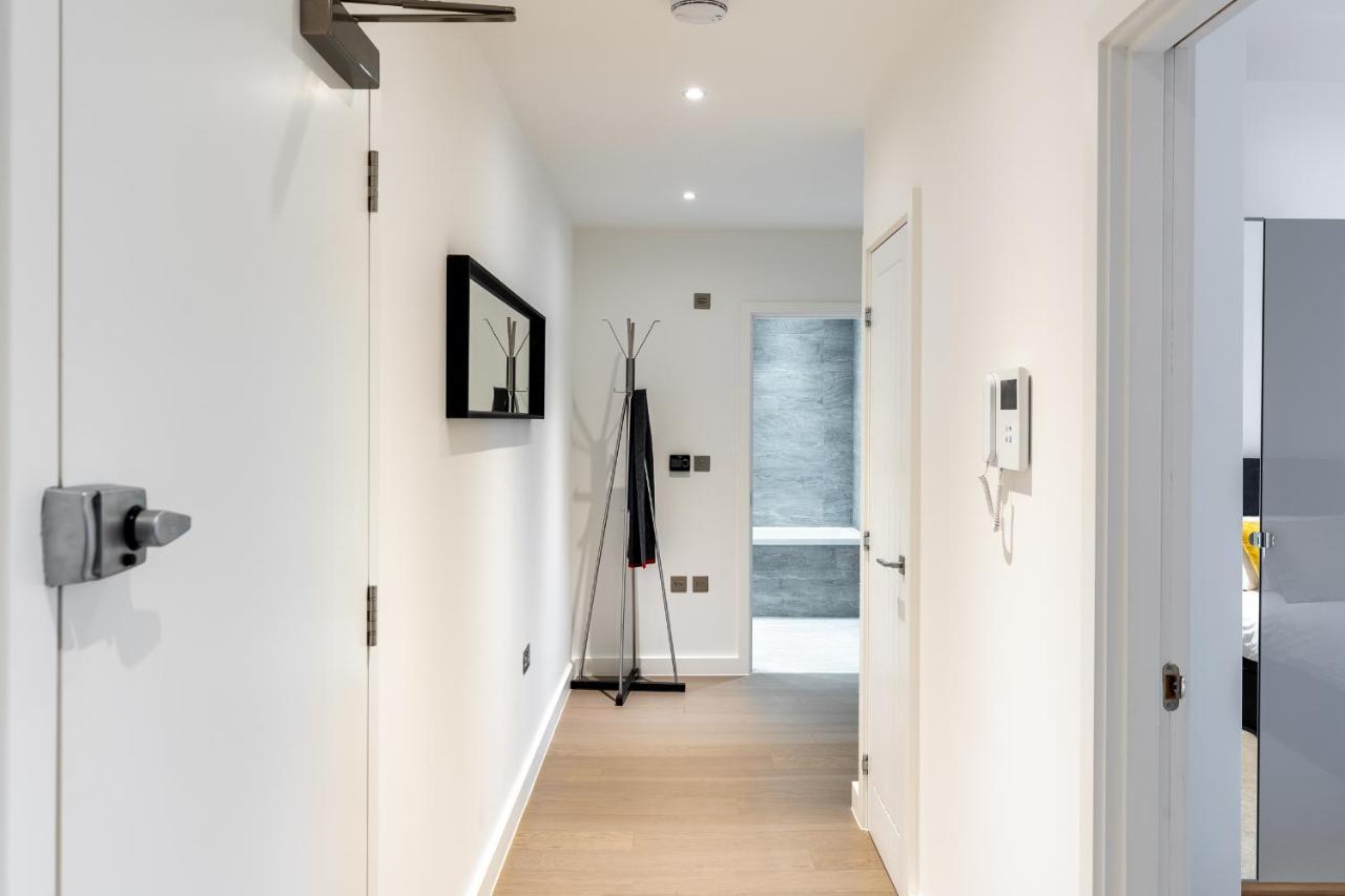 St Albans 2 Bed Luxury City Apartment, 5 Mins Walk To Train & Allocated Parking Eksteriør bilde